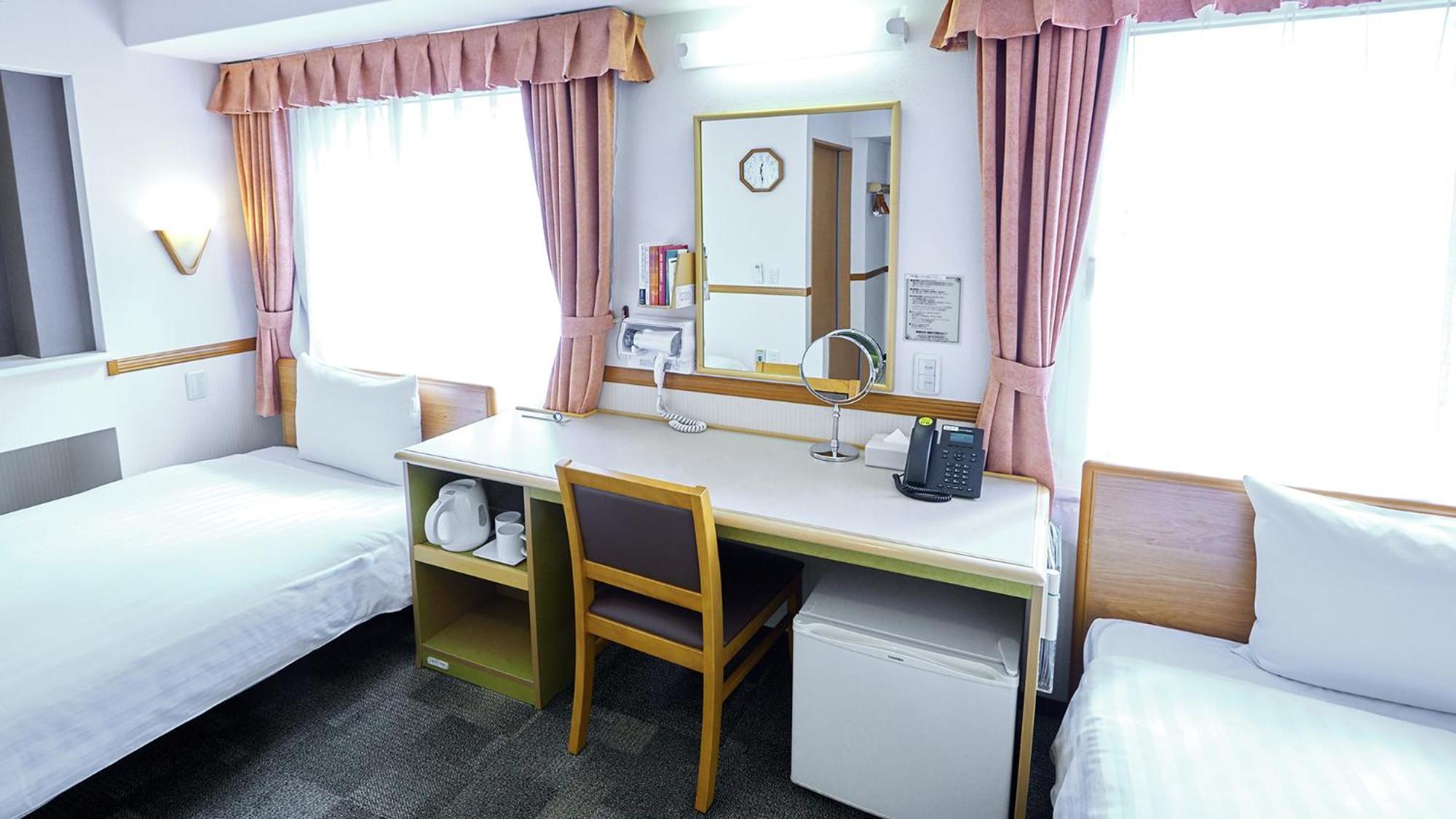 Toyoko Inn Utsunomiya Ekimae No 1 Rum bild